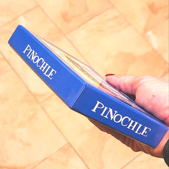 Barnes & Noble Pinochle Card Set - Picture 5 of 5